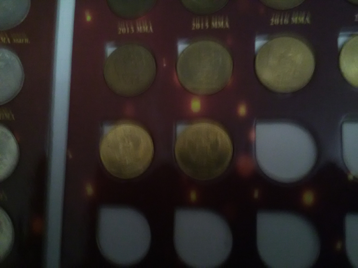 Моя коллекция монет 5 и 10 рублей.