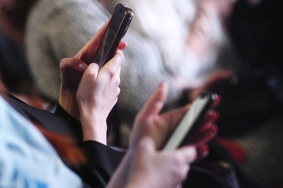    В Петербурге стал доступен новый чат-бот в MAX. Алексей БУЛАТОВ