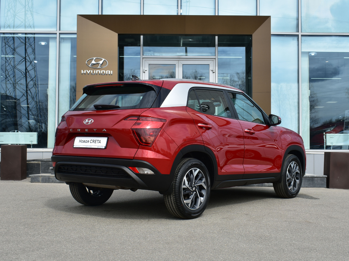 Hyundai Creta сзади