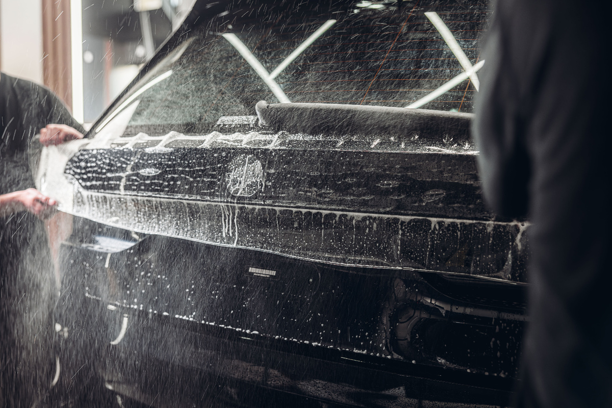 Процесс предвымыва/пены + чистая микрофибра/варежка