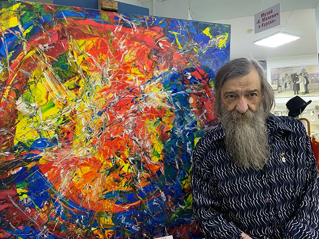    Самой актуальной своей работой Олег Радин считает картину «Битва за человека», написанную в январе 2022 года