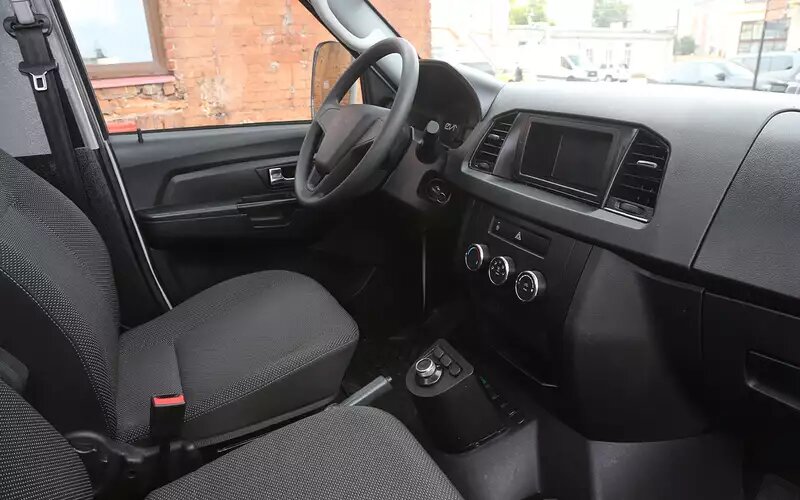 Интерьер УАЗ Профи📷
