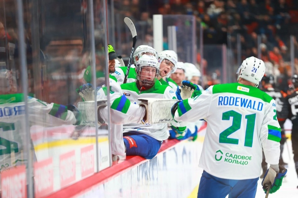    «Салават» удержал победу в матче с «Авангардом».