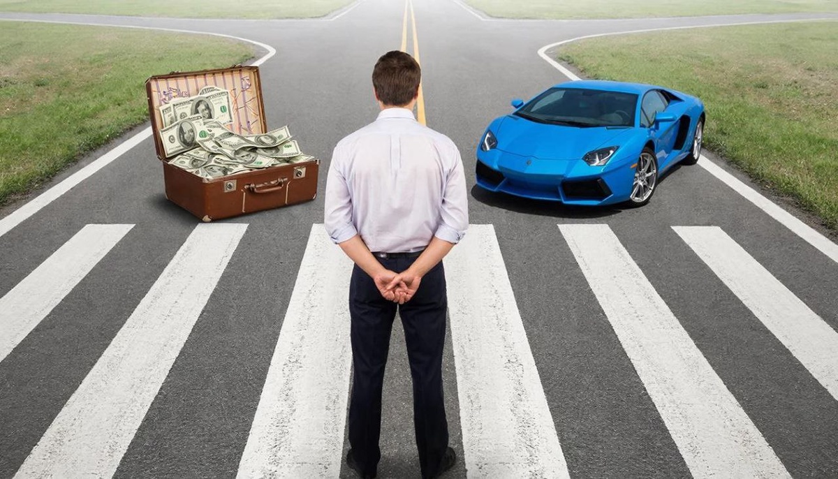 Вроде, протяни руку и возьми, что хочешь, иди куда хочешь, но человек стоит на месте.