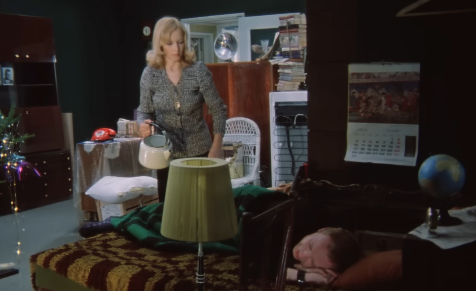 Кадр из фильма «Ирония судьбы, или С легким паром!»