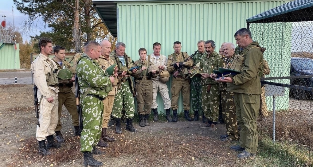 На съёмках клипа "Панфиловская застава". Фото из личного архива 