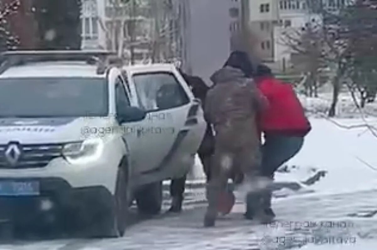    В Полтаве похитили мужчину, который чистил снег возле храма