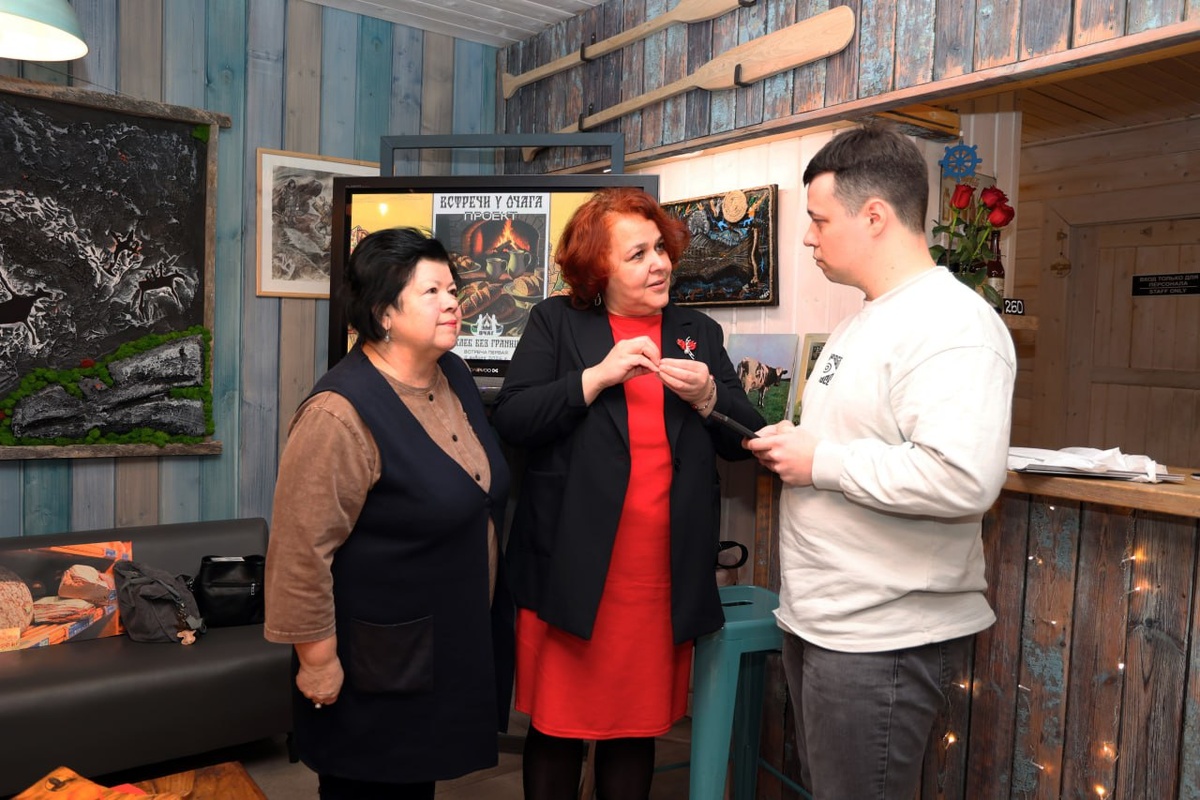 Обсуждение Программы поддержки СОНКО с Начальником Управления общественных связей Администрации Петрозаводска Жанной Феликсовной Малеевой и Руководителем Общества татарской культуры «Чулпан» Фадеевой Фаридой Михайловной