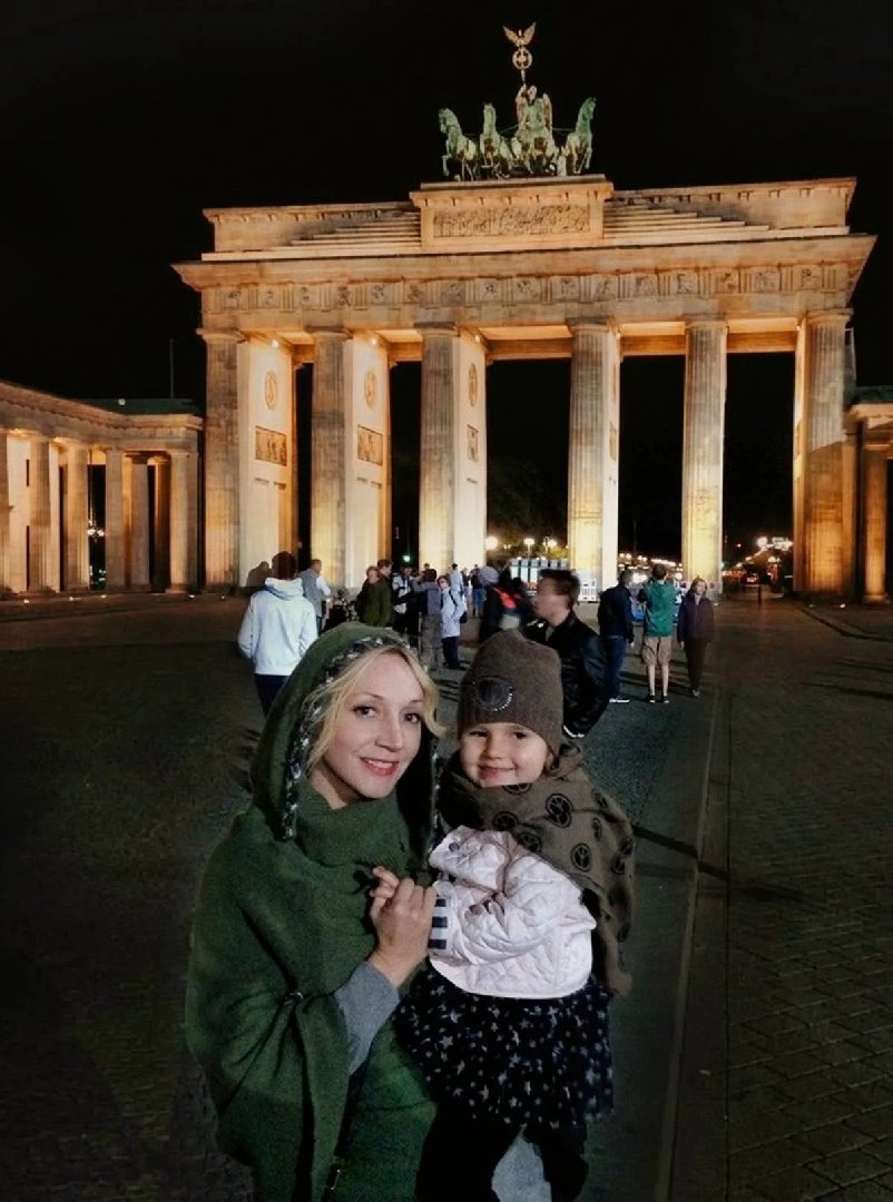    Кристина Орбакайте с дочерью Клавдией (Фото: Instagram* / @orbakaite_k)