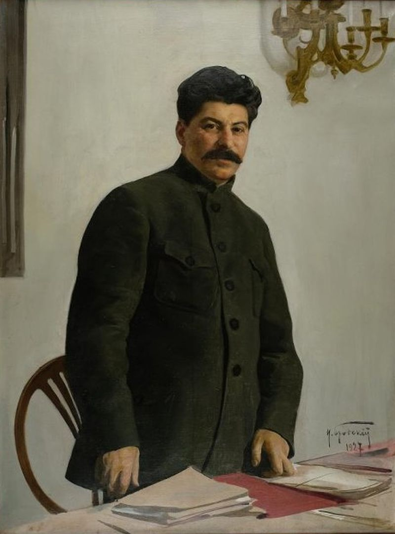1927. Портрет И.В. Сталина