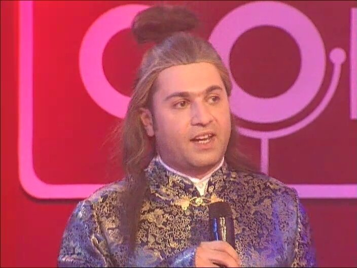 Ведущий «Comedy Club» Таш Саркисян. Источник фото: flectone.ru.