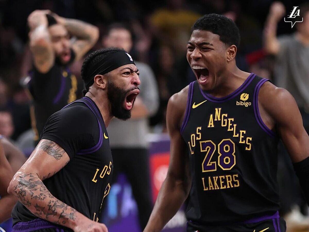    Энтони Дэвис и Руй Хачимура | © Фото : Соцсети "Лейкерс"