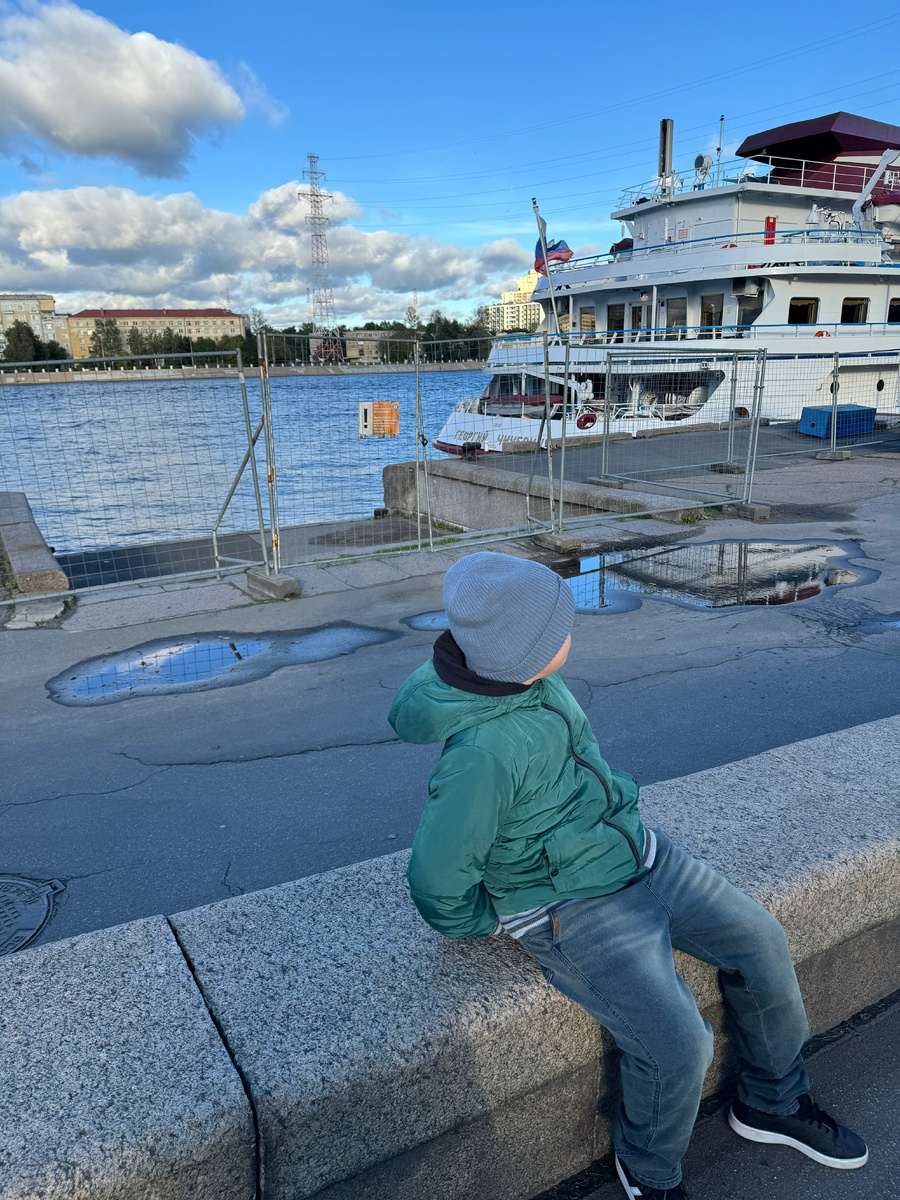 Шапка и ее ношение не вызывает проблем до 15 лет