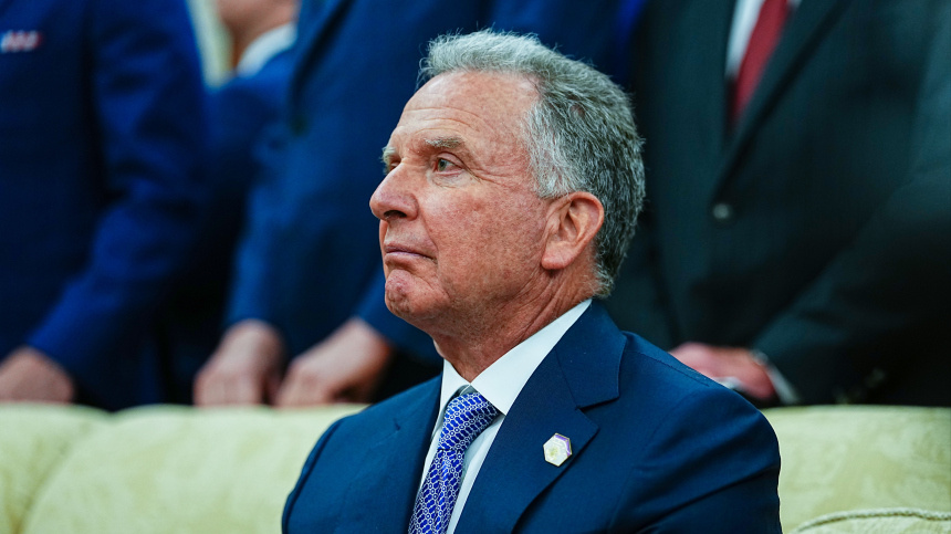    Фото: www.globallookpress.com/Aaron Schwartz - Pool via CNP