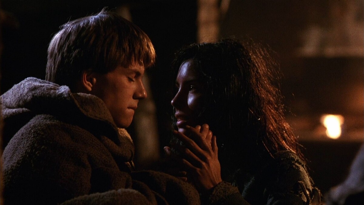 Режиссёр отдал всю сцену соблазнения на волю импровизации Валентины Варгас, а Слэйтеру не сказал, чего ждать, чтобы добиться естественности. 