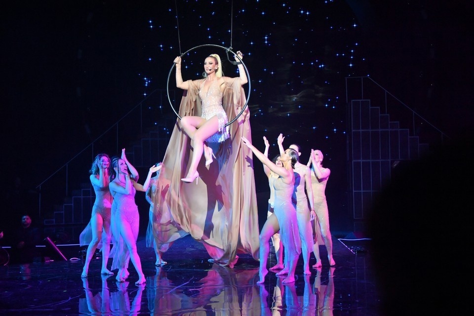    Бузова уверена, что в ее жанре на телевидении для нее нет конкурентов Владимир ВЕЛЕНГУРИН