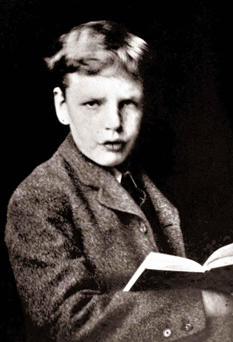 Гилберт в возрасте 13 лет