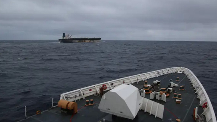    Американские "пираты" нацелились на танкер "Маринера". Фото: соцсети