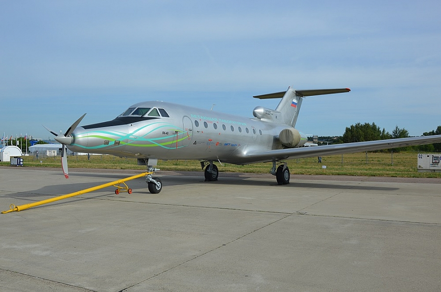 Деревня Як-40. Прекрасный самолёт, который было бы неплохо пустить в серийное производство
