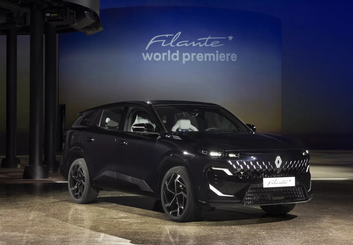 Мировая премьера нового кроссовера Renault Filante с гибридной силовой установкой