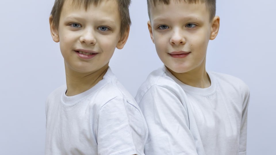 ❤Ищем самых лучших маму и папу для братиков - Михаила и Максима