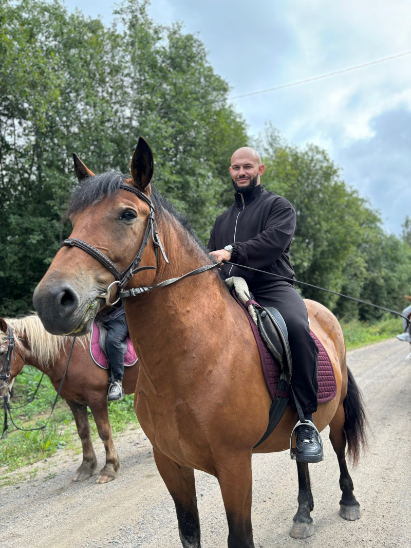    Рэпер Джиган с супругой Самойловой снимали сериал в КарелииТатьяна Ермакова / VK