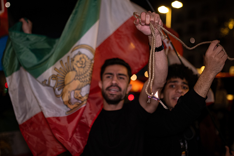    «Иран давно привык жить вот в таком около протестном формате. Другое дело, что за последние годы произошла существенная трансформация самой сути протестов».   
Фото: © Lorena SopÃƒÂªNa / Keystone Press Agency / www.globallookpress.com