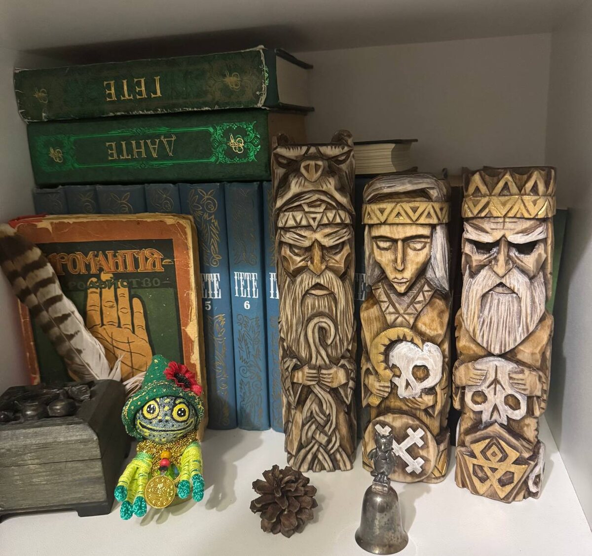 шкафчик автора канала =)