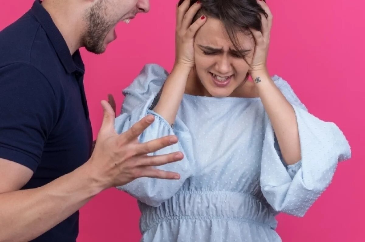    Психолог Мыскин назвал фразы, способные разрушить отношения