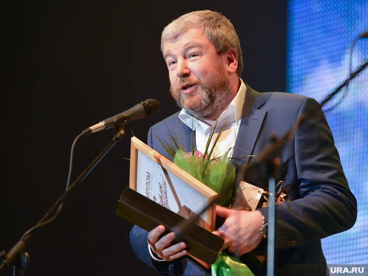     Первый сезон сериала «Мистер Ноготь» с Робаком состоит из 12 серий