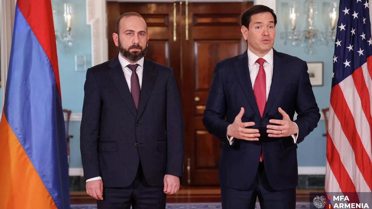 © Photo : press office of MFA of RA