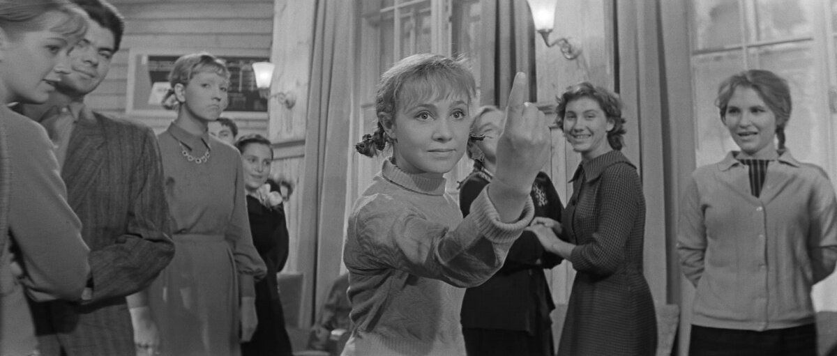 Скриншот из фильма «Девчата» // Фото: kinopoisk.ru