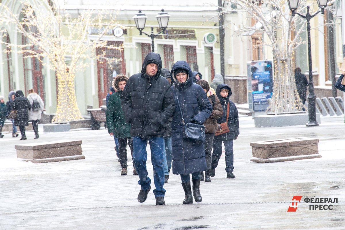 Метеоролог также обратил внимание на значительный рост атмосферного давления.  Фото: Фото: ФедералПресс / Артем Тутов