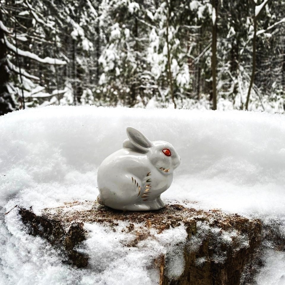 Фарфоровая статуэтка "Заяц" 1973-1991 гг. Автор Мельник В, Полонне ЗХК, СССР.