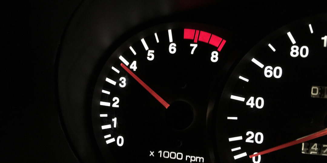 Эффект самоочищения: как правильно «прожечь» двигатель на высоких оборотах