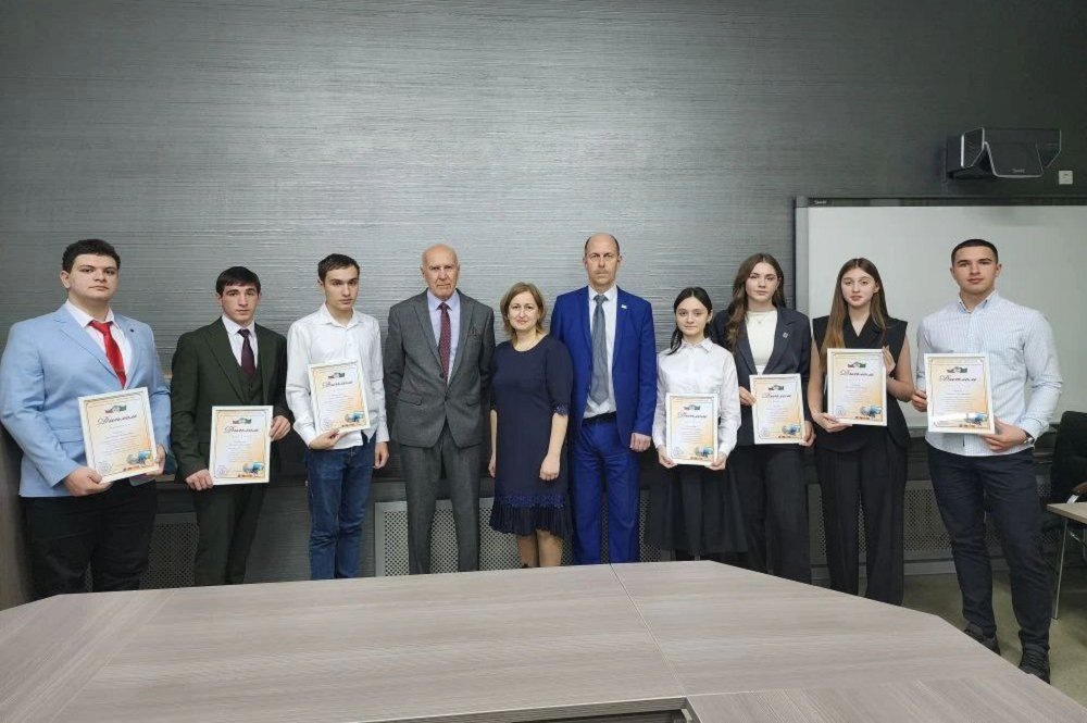 Фото: Минобрнауки РА