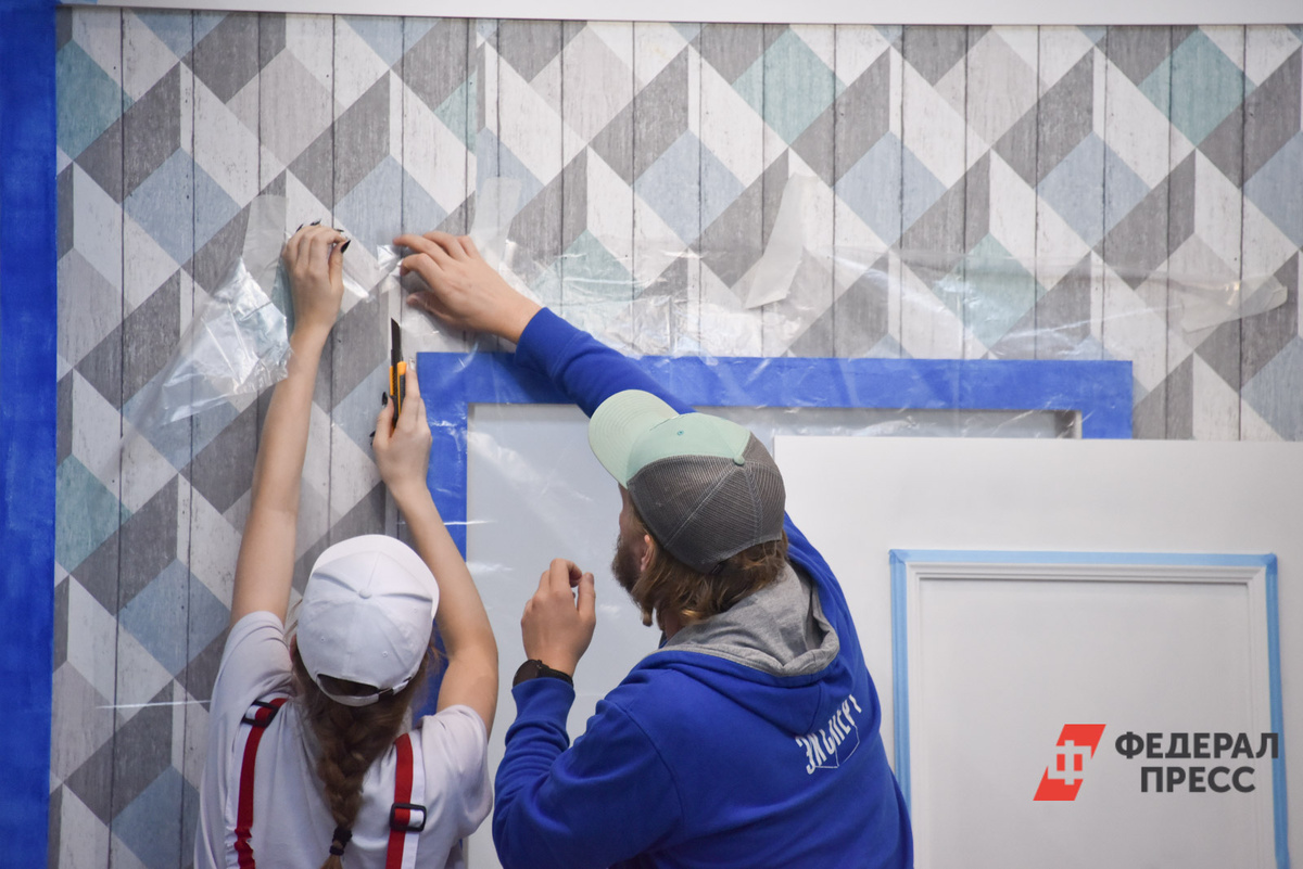 Необходимо пообщаться с соседями снизу, сверху и сбоку, предупредить их лично.  Фото: Фото: ФедералПресс / Полина Зиновьева