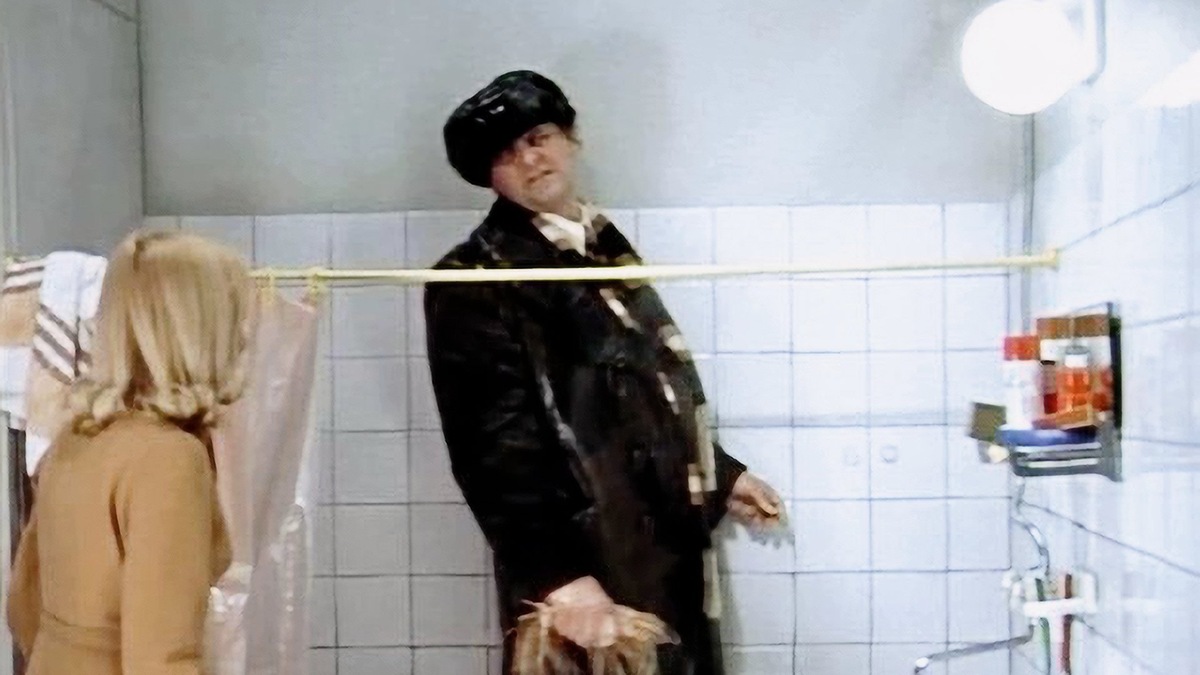 Кадр из фильма "Ирония судьбы"