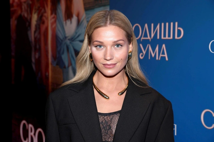 37-летняя актриса вновь интригует поклонников