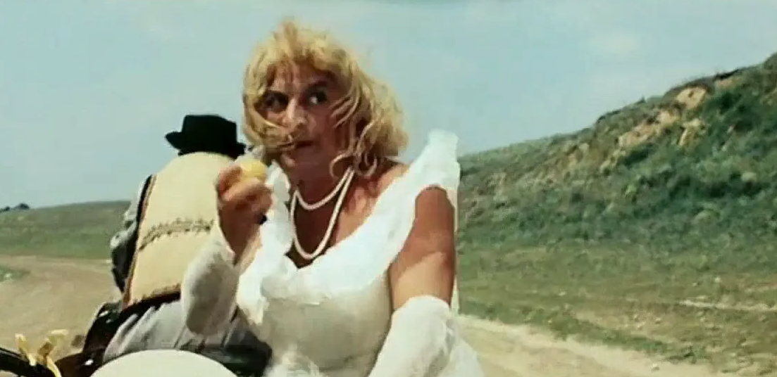 Борис Сичкин. Кадр из фильма «Новые приключения неуловимых». Яндекс картинки.