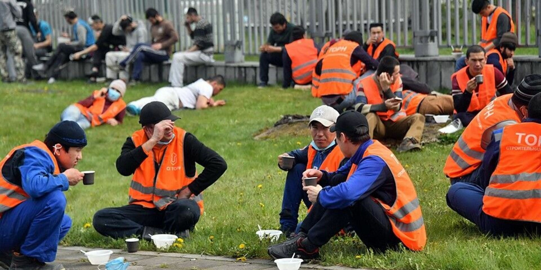 Новый порядок найма мигрантов в России