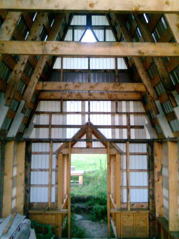 Перед началом внутренних работ.