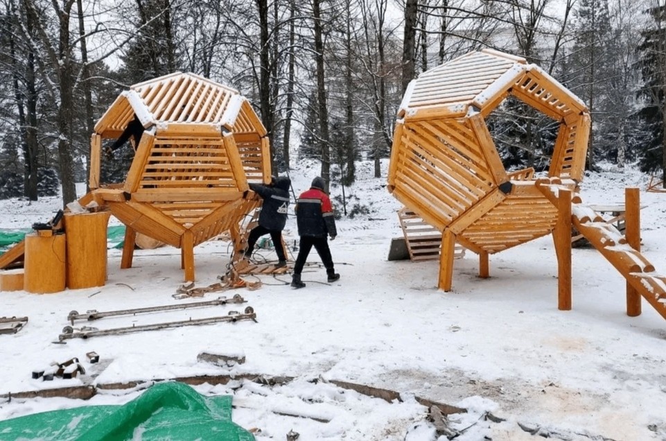    В Уфе полным ходом идет обновление парка имени Ленина.