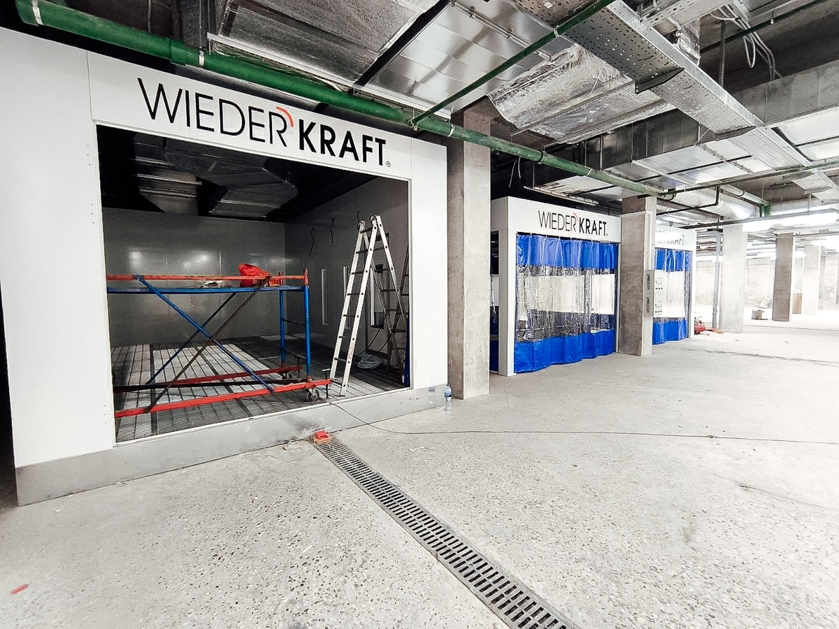 Посты подготовки к окраске и окрасочная камера