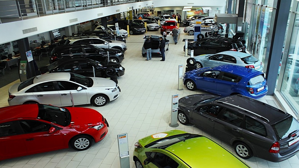 Как только вы покидаете дилерский центр, стоимость автомобиля сразу падает.