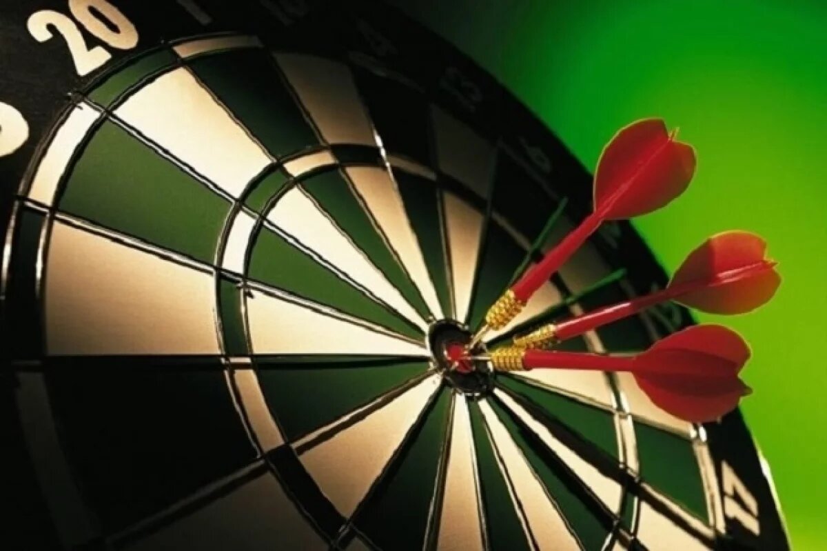    В компьютерном клубе Петербурга открыли стрельбу во время игры в дартс