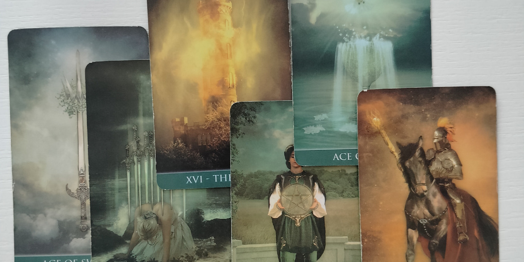 Почему этот человек появился в Вашей жизни?