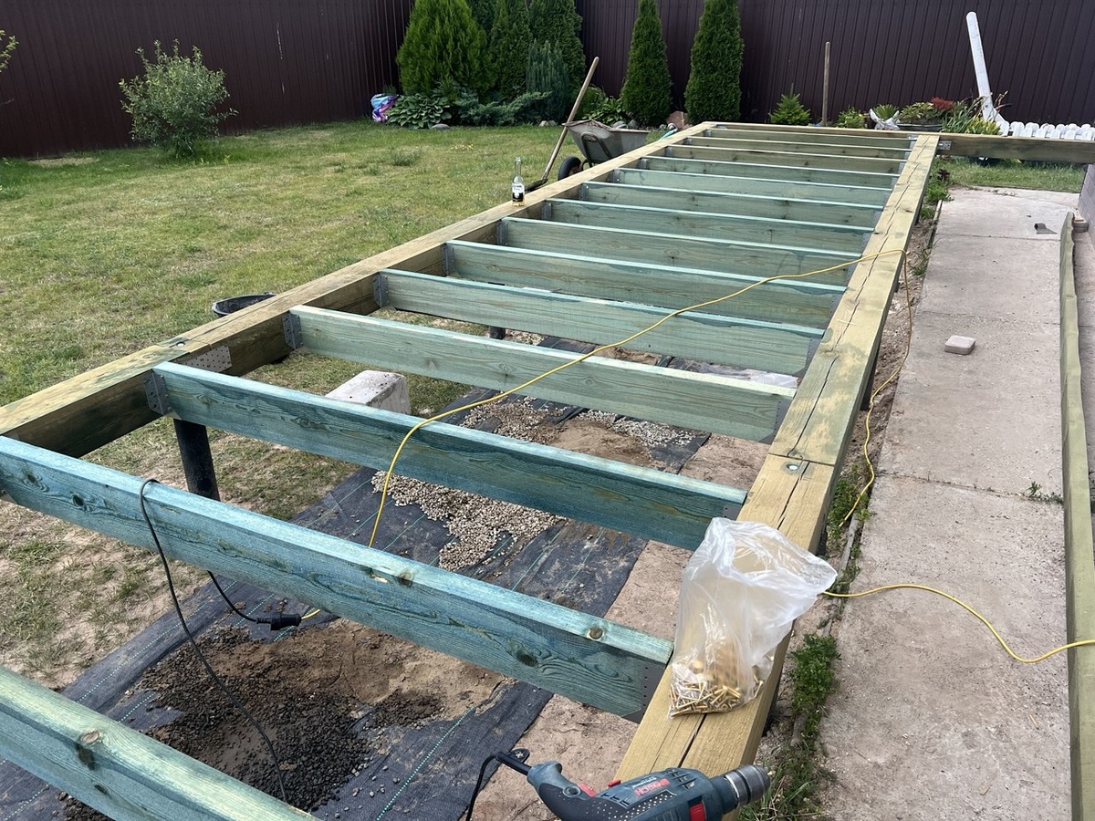 Тонизурующий напиток еле заметен, но весьма приободряющий.