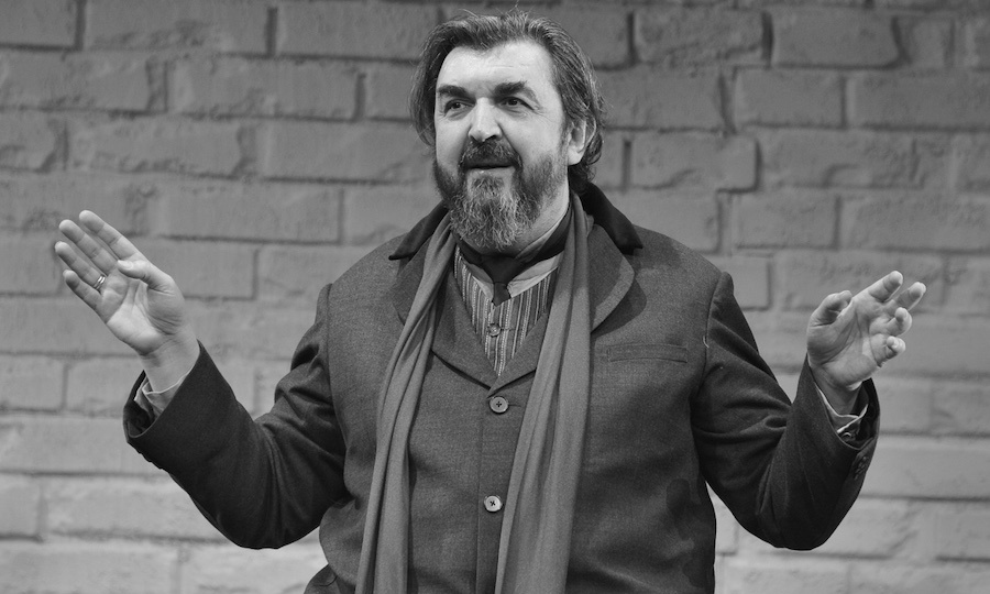 Ректор Школы-студии МХАТ Игорь Золотовицкий...