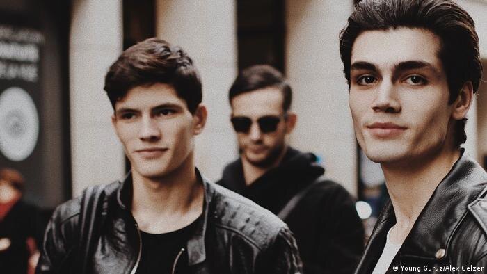 Ислам и Сулумбек Дулатовы в Париже / Источник: dw.com